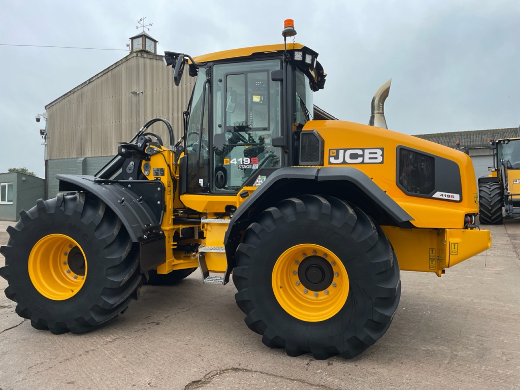 JCB 419S