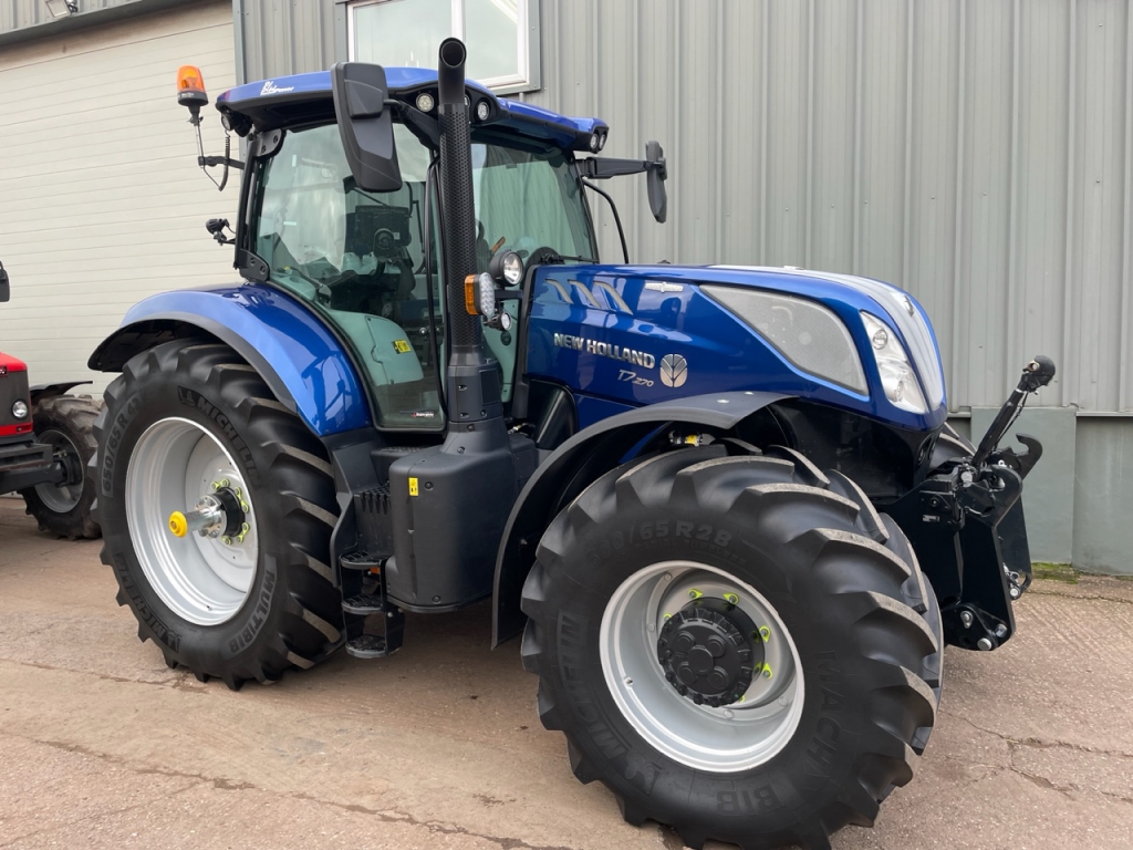 New Holland T7.270
