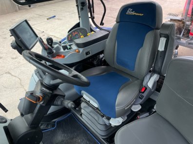 New Holland T7.270