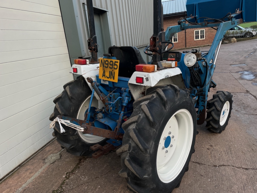 New Holland 1520