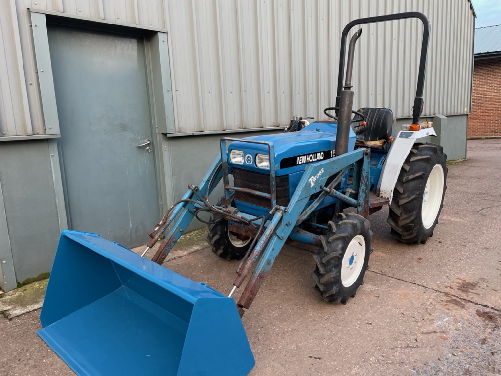 New Holland 1520