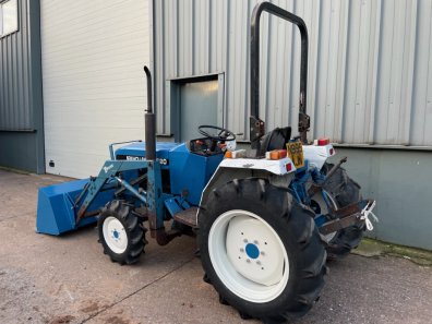 New Holland 1520