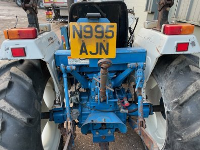 New Holland 1520