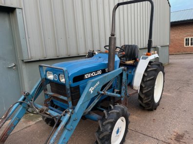 New Holland 1520