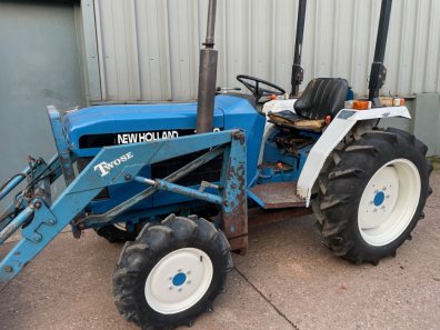 New Holland 1520
