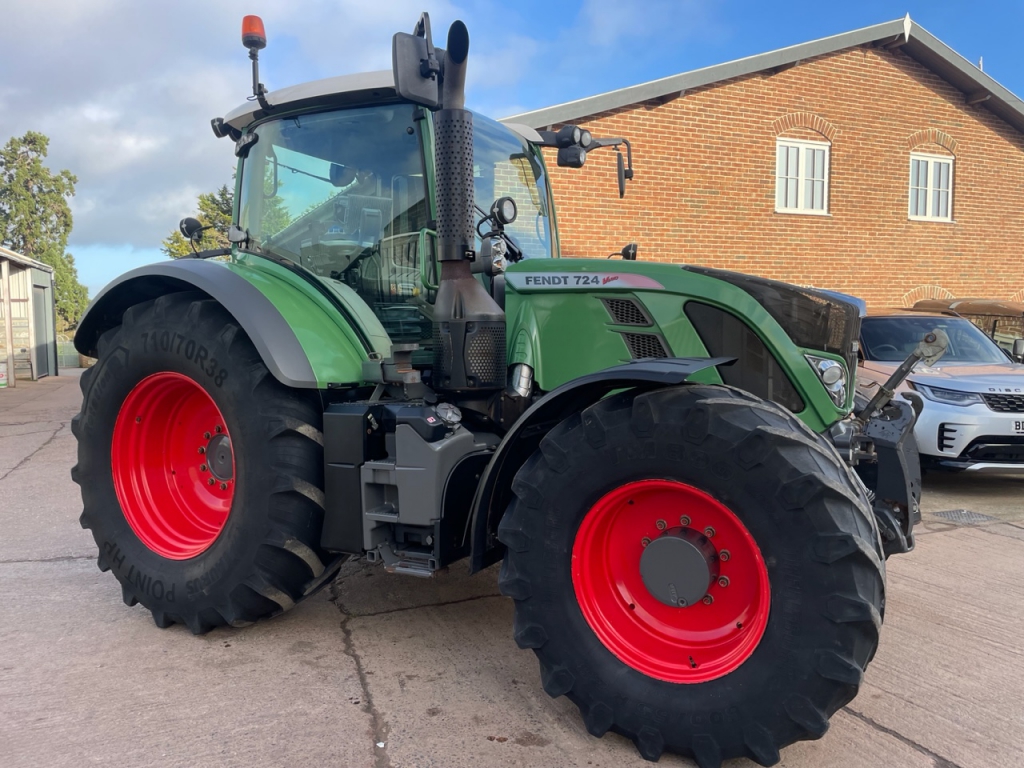 Fendt 724 Profi-Plus