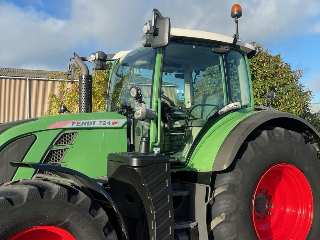 Fendt 724 Profi-Plus