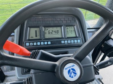 New Holland TM 120