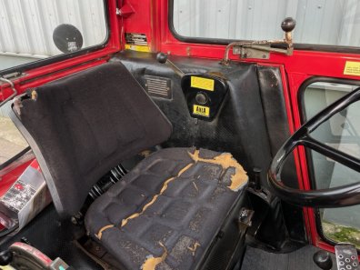 Massey Ferguson red cab 550