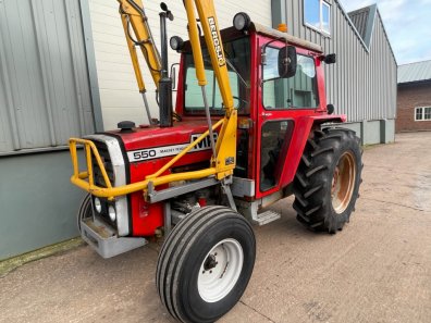 Massey Ferguson red cab 550