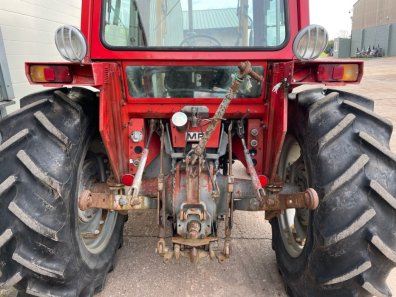 Massey Ferguson red cab 550