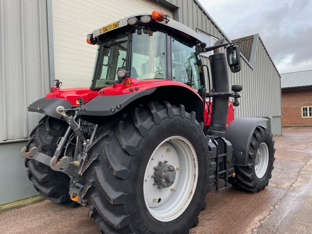 Massey Ferguson 7726S Exclusive