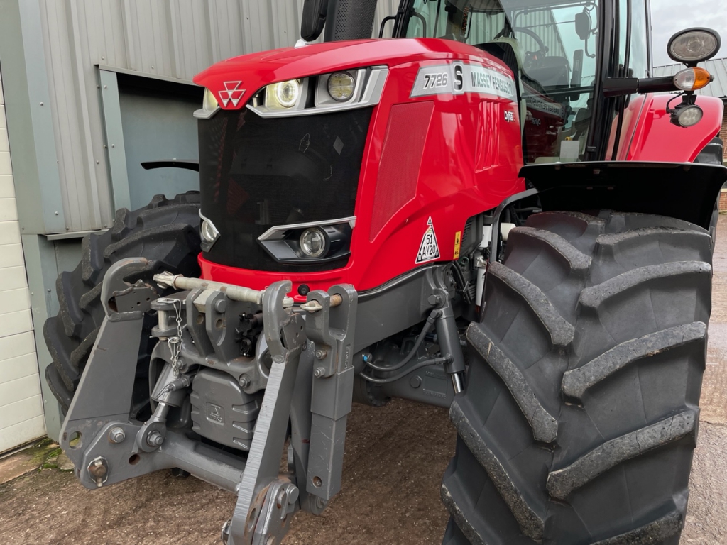 Massey Ferguson 7726S Exclusive