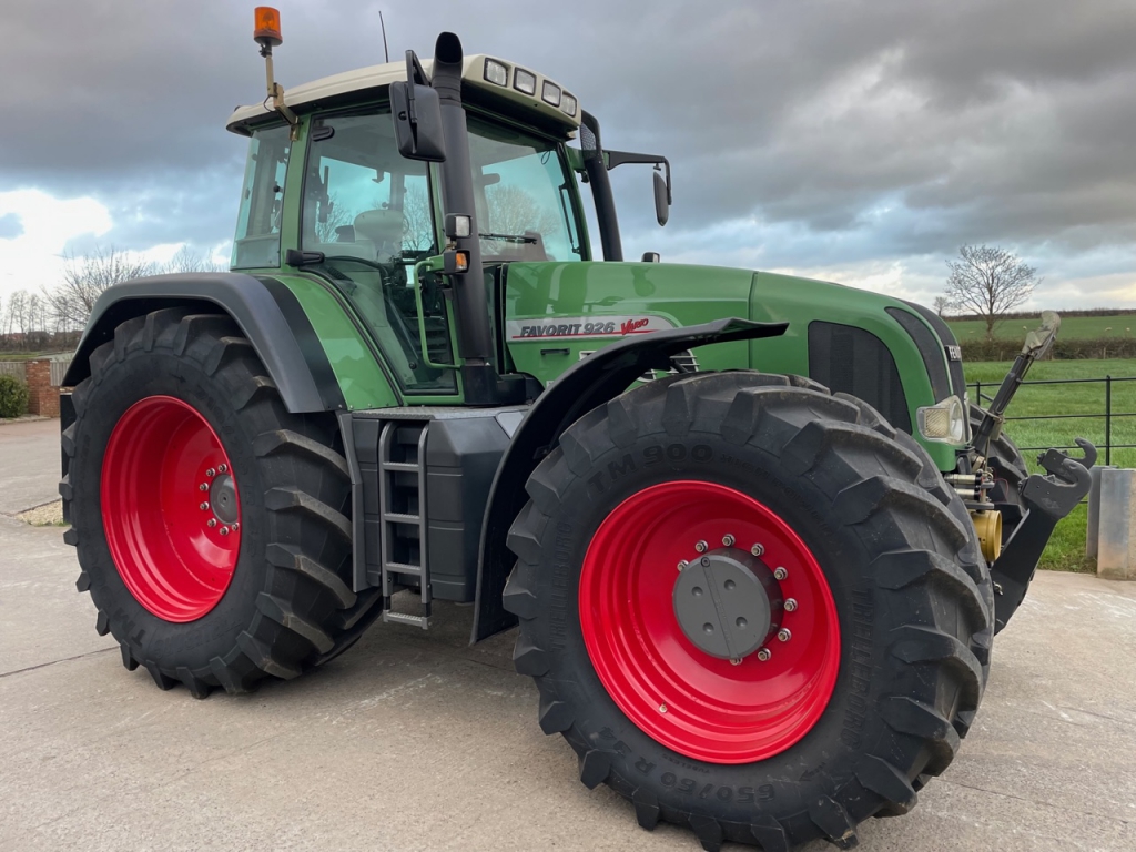 Fendt Favorit 926