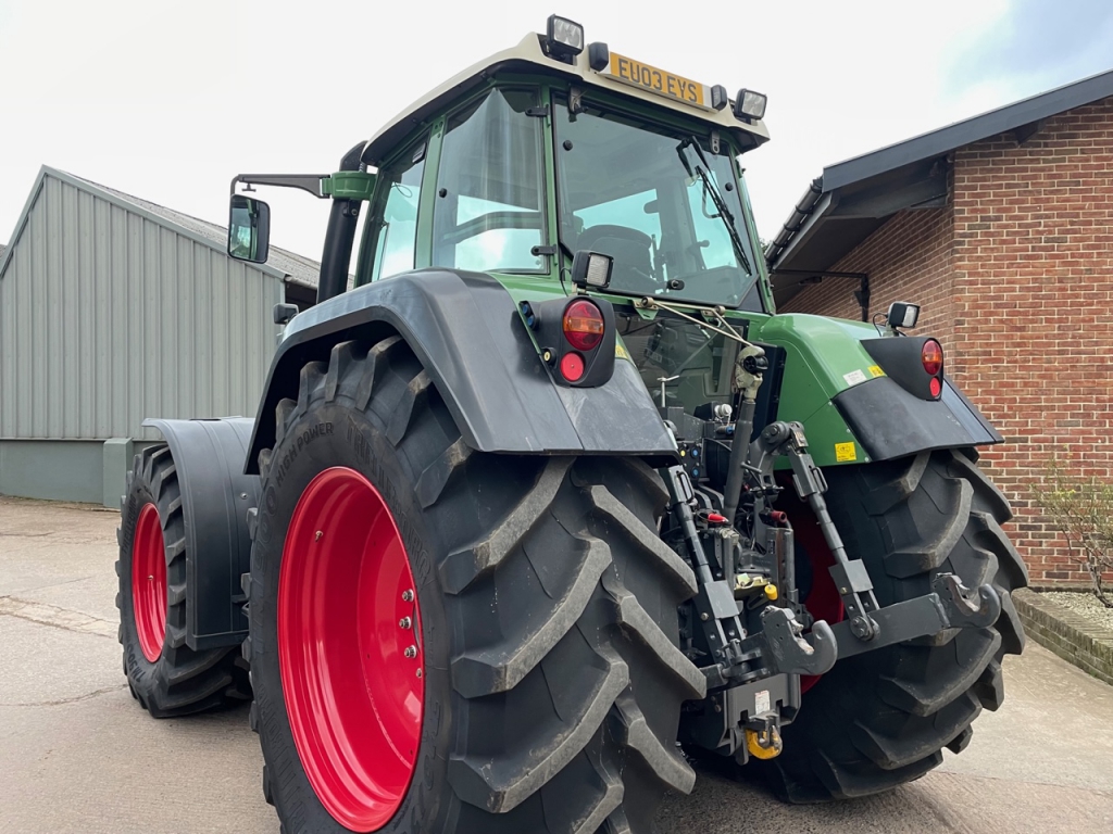 Fendt Favorit 926