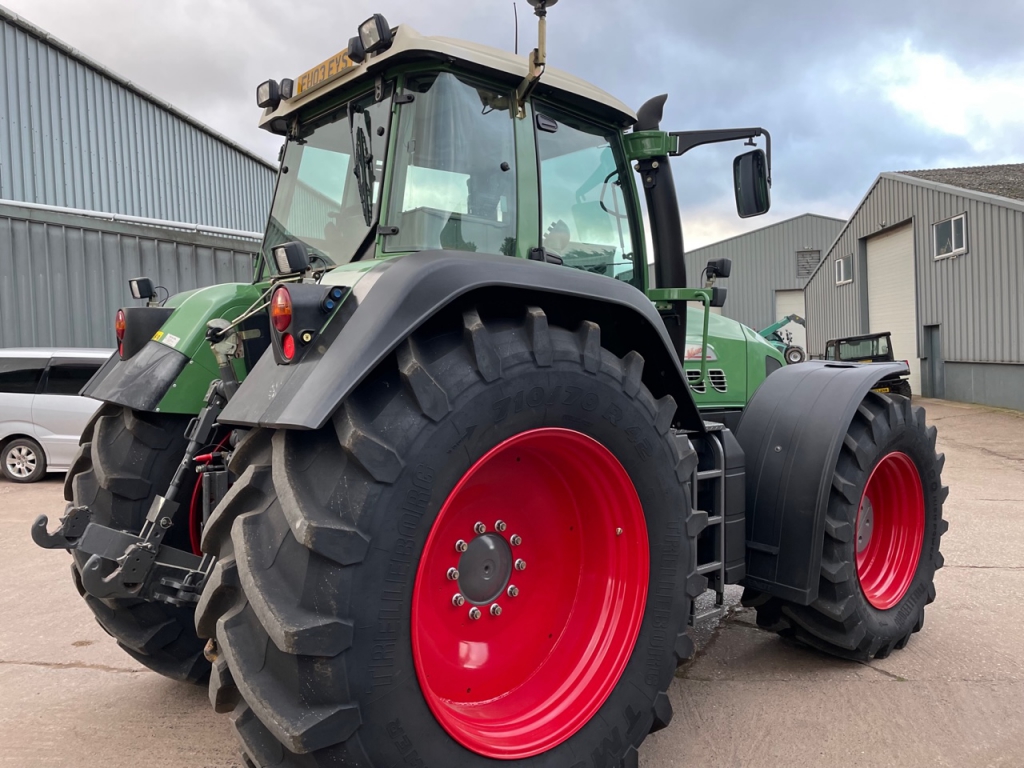 Fendt Favorit 926