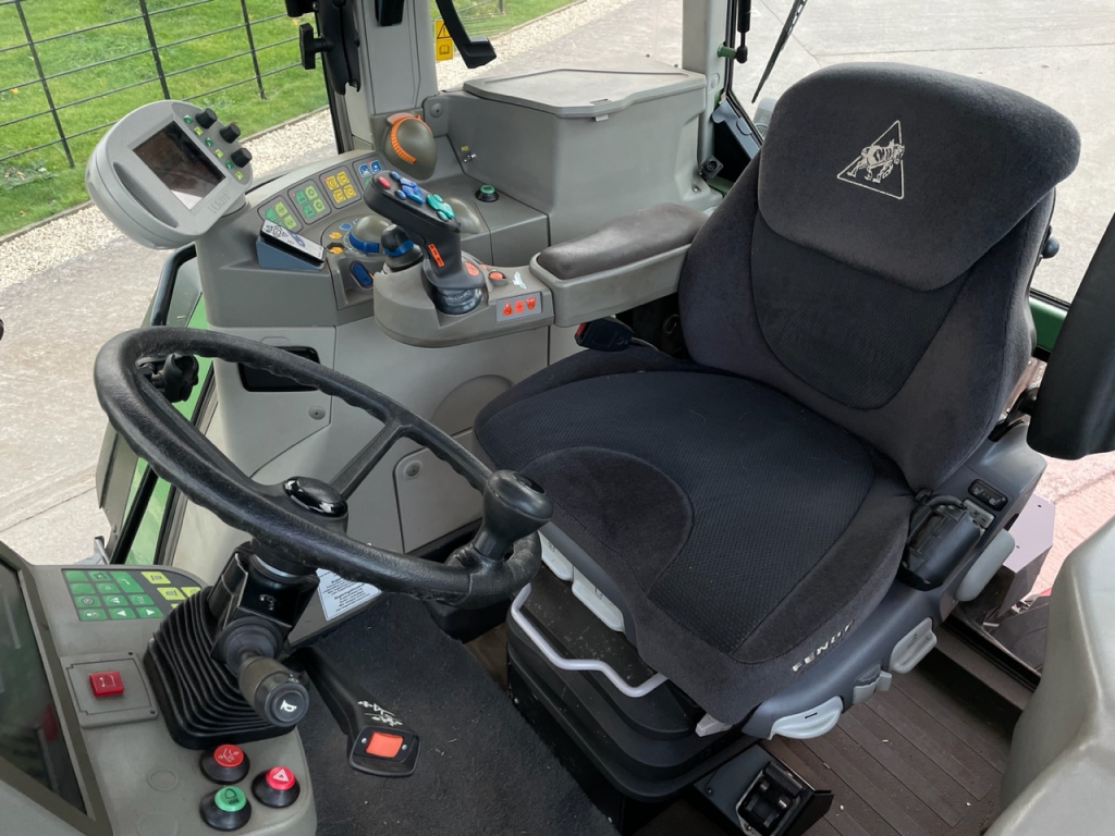 Fendt Favorit 926