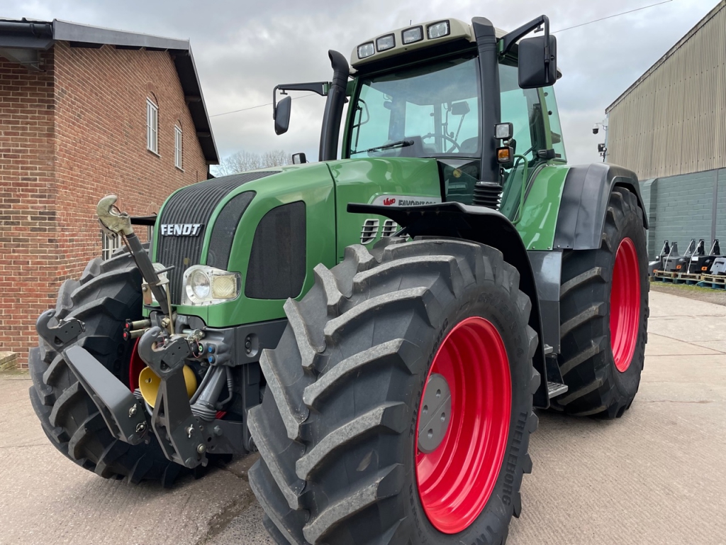 Fendt Favorit 926