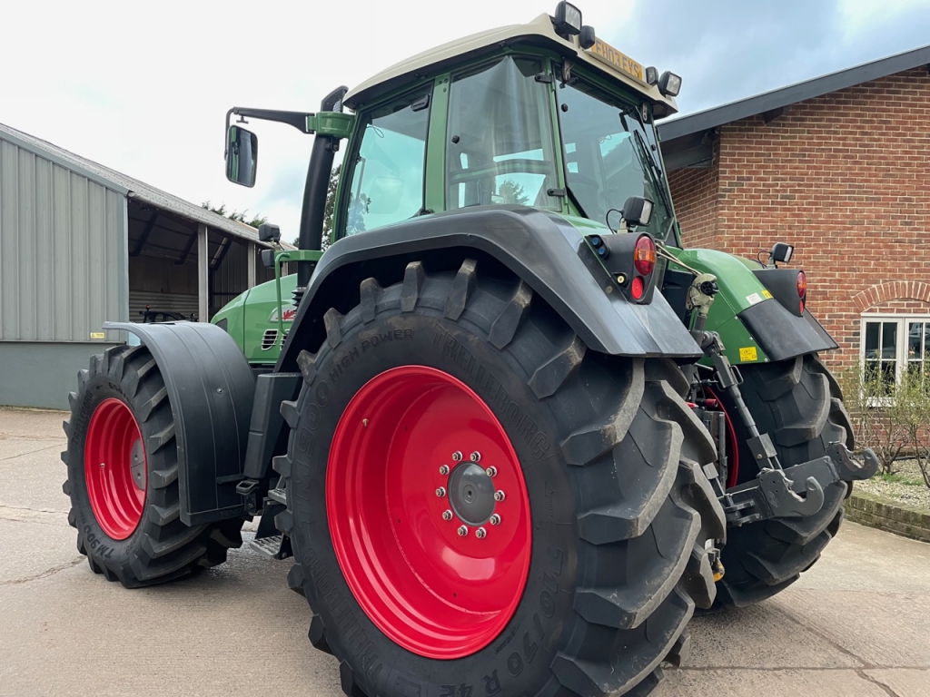 Fendt Favorit 926