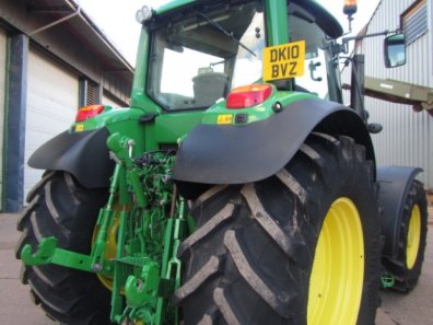 John Deere 6930