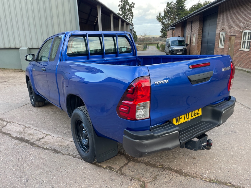 Toyota Hi-Lux Extra cab 2.4 Diesel