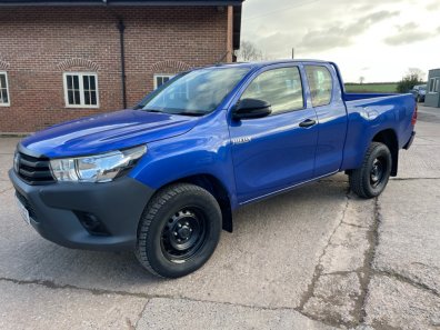 Toyota Hi-Lux Extra cab 2.4 Diesel