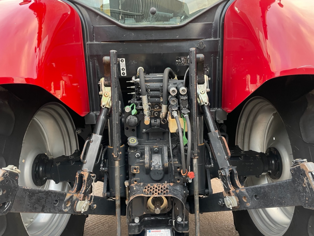 Case Maxxum X125