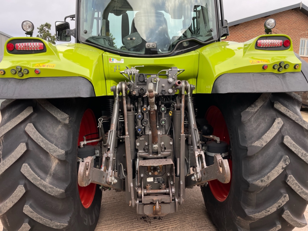 Claas Arion 650 Cebis