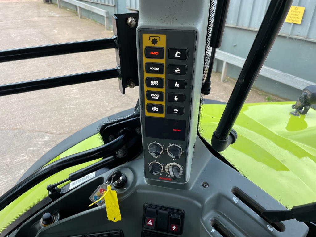 Claas Arion 650 Cebis