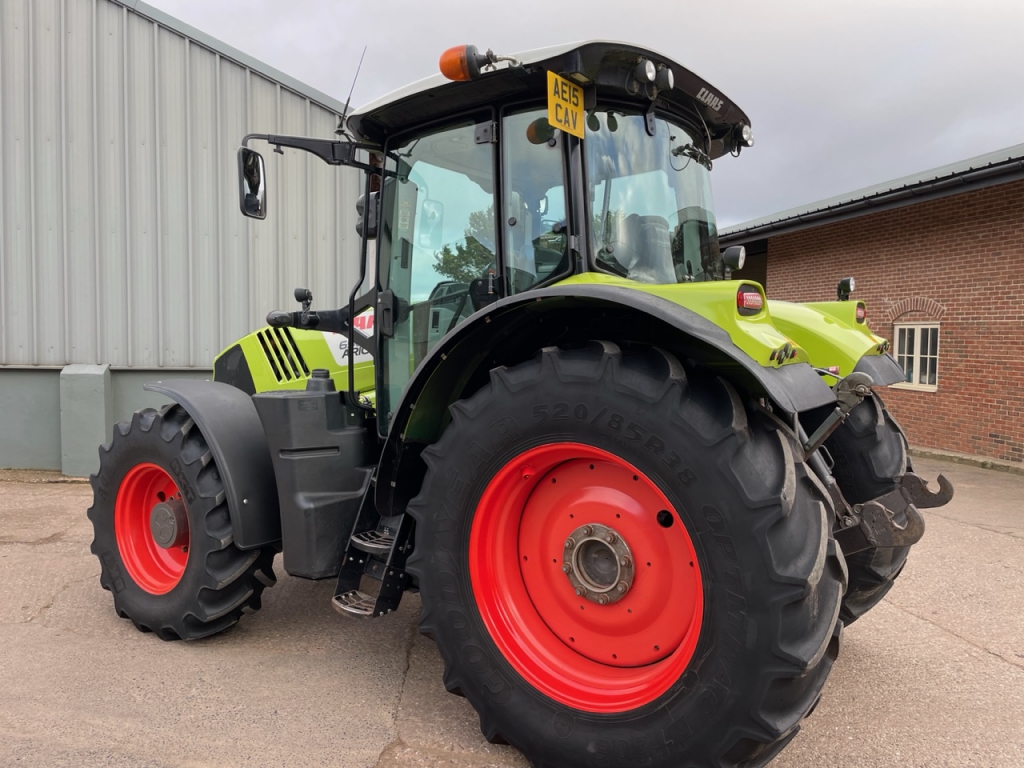 Claas Arion 650 Cebis