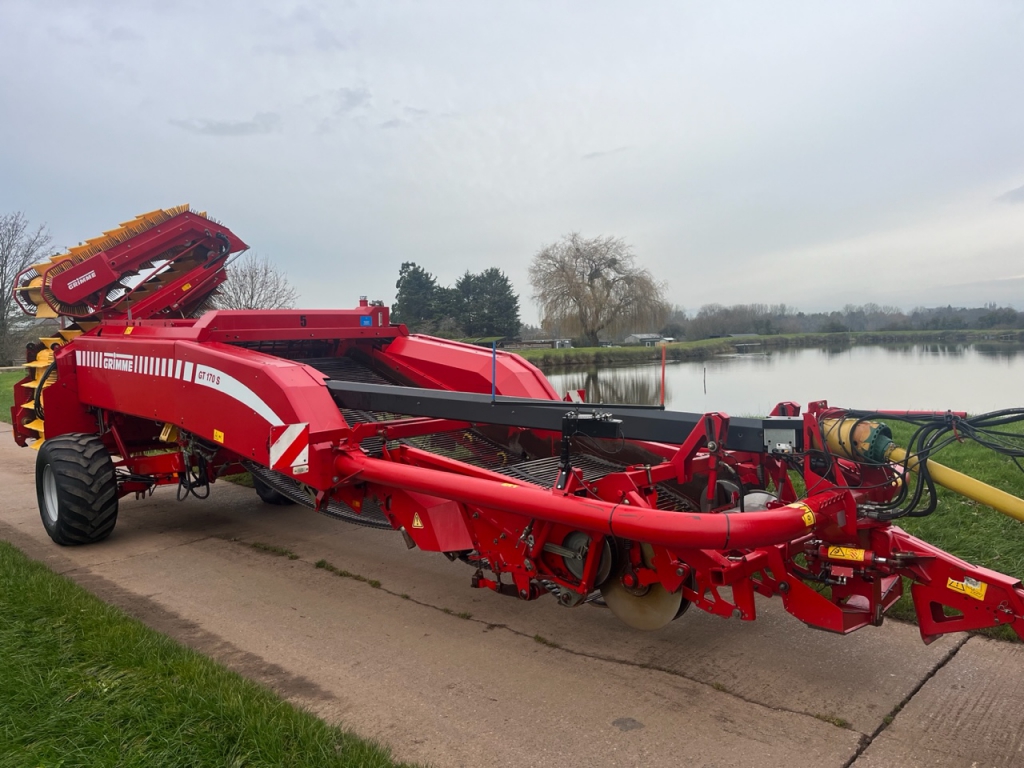 Grimme GT 170S Potato harvester