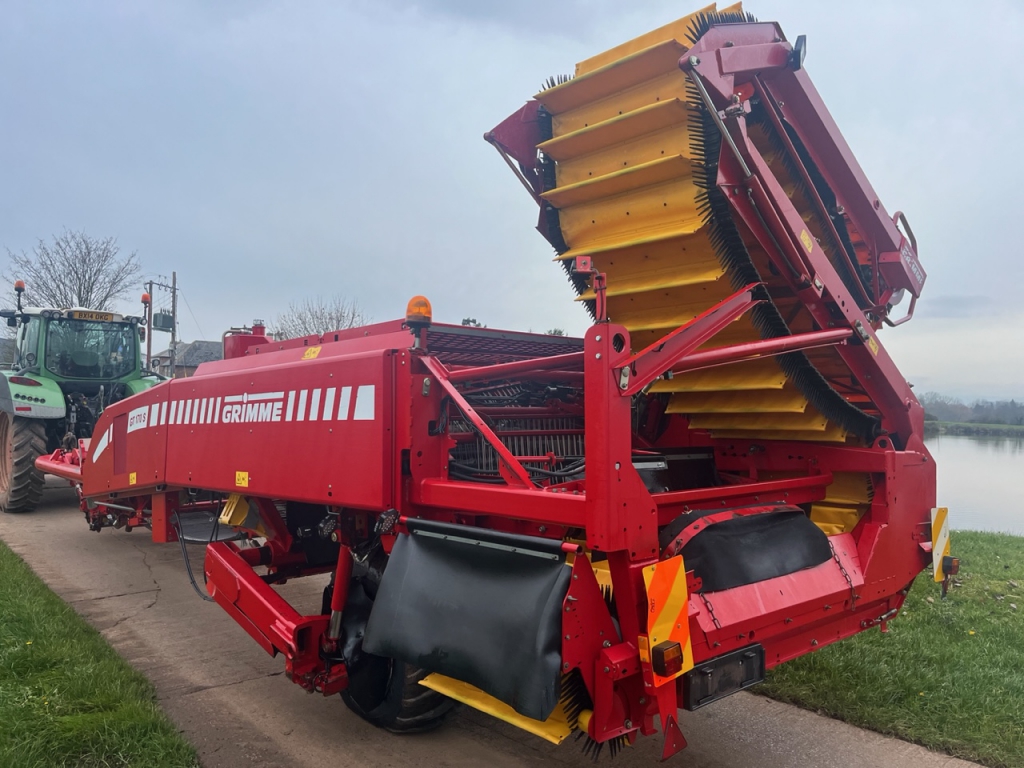 Grimme GT 170S Potato harvester