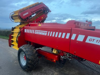 Grimme GT 170S Potato harvester