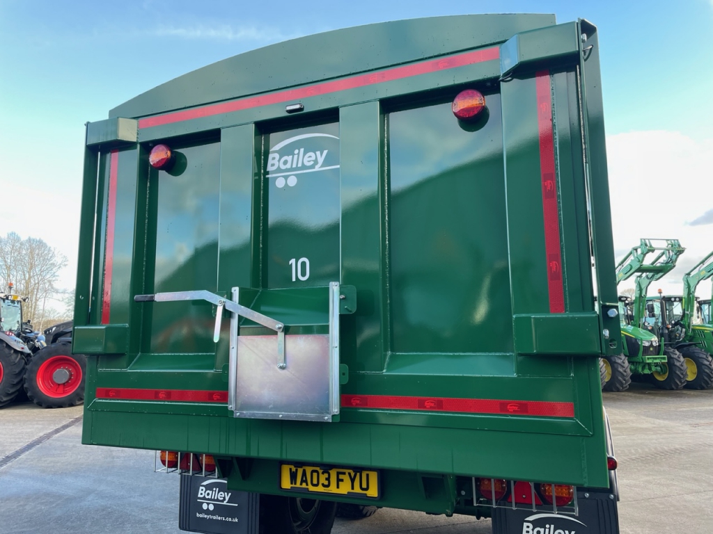 Bailey 16 ton TB grain trailer