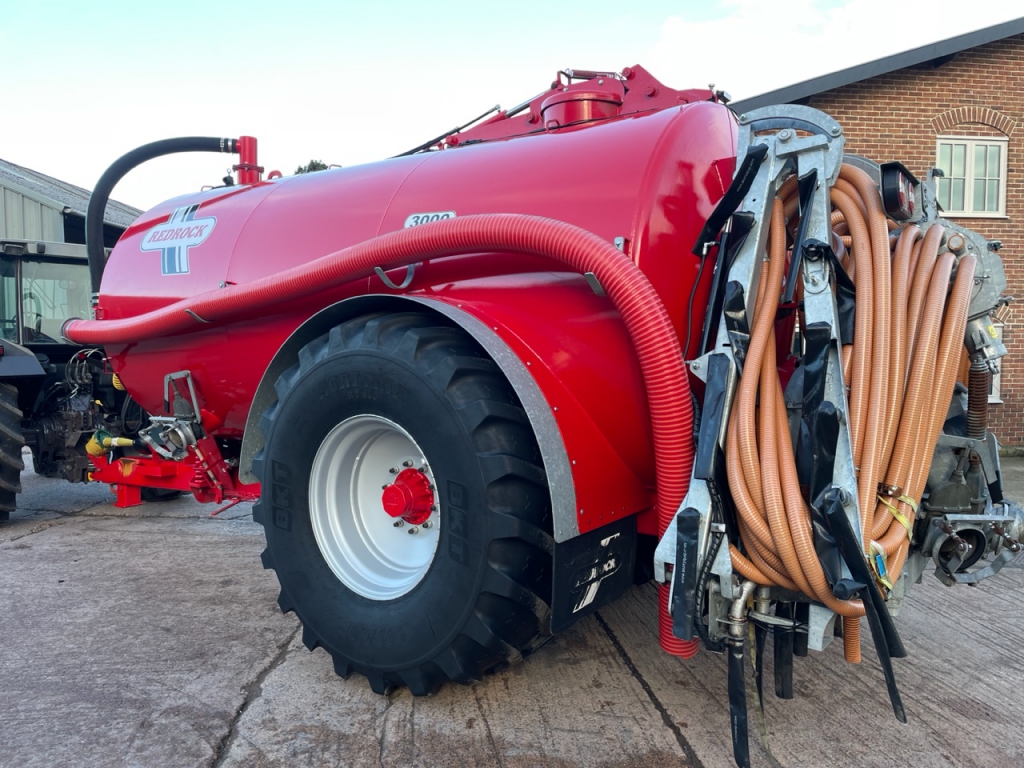 Redrock 3000 Gallon slurry tanker