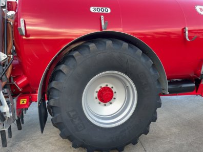 Redrock 3000 Gallon slurry tanker