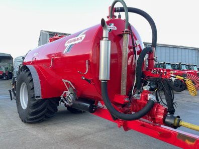 Redrock 3000 Gallon slurry tanker