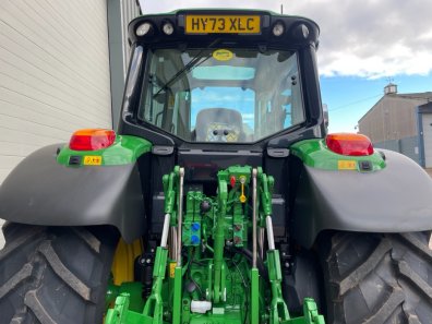 John Deere 6120M