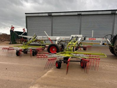 Claas Liner 3600 4 rotor rake