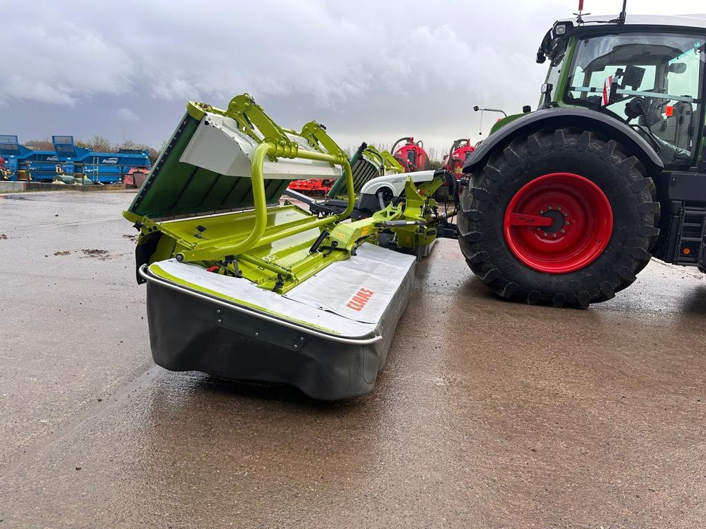 Claas Disco 9200C Autoswather mower conditioner