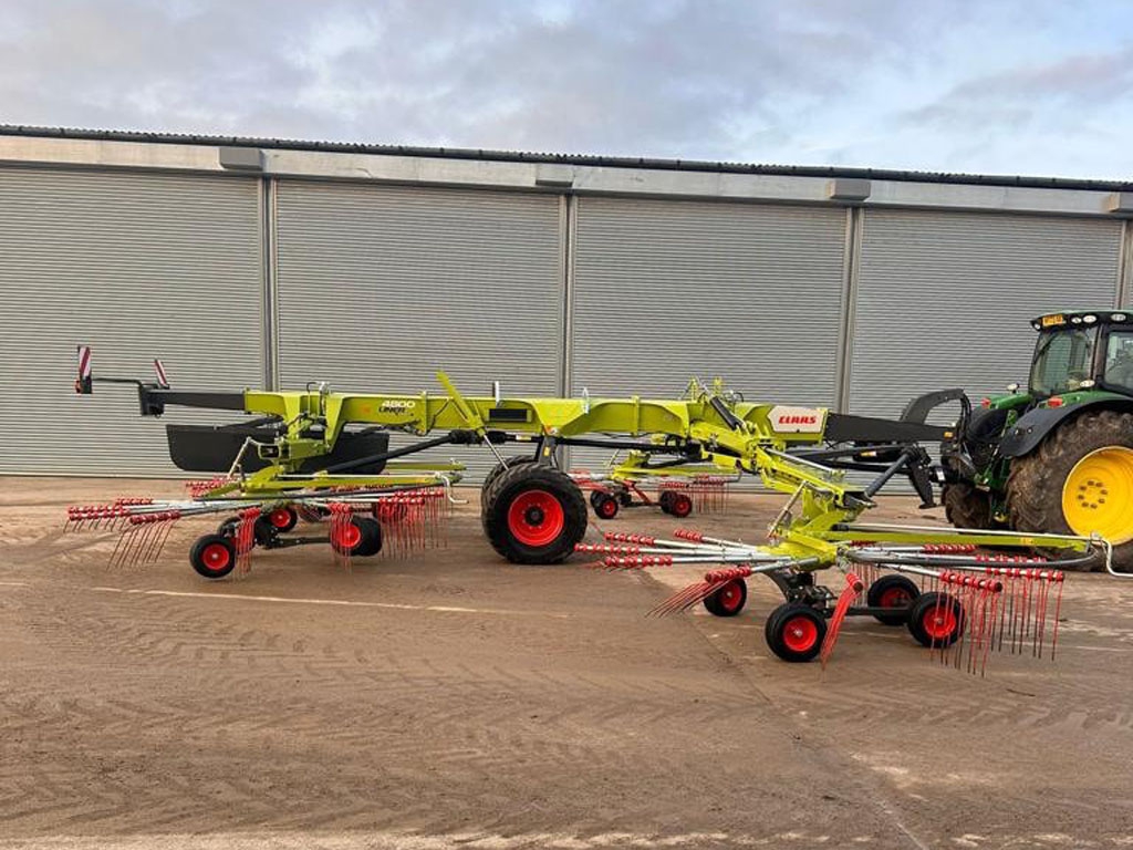 Claas Liner 4800 Business MHV 4 rotor rake