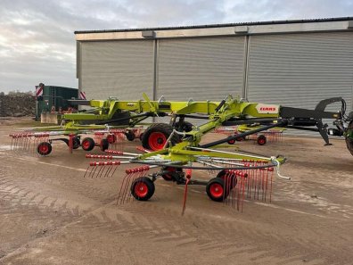 Claas Liner 4800 Business MHV 4 rotor rake