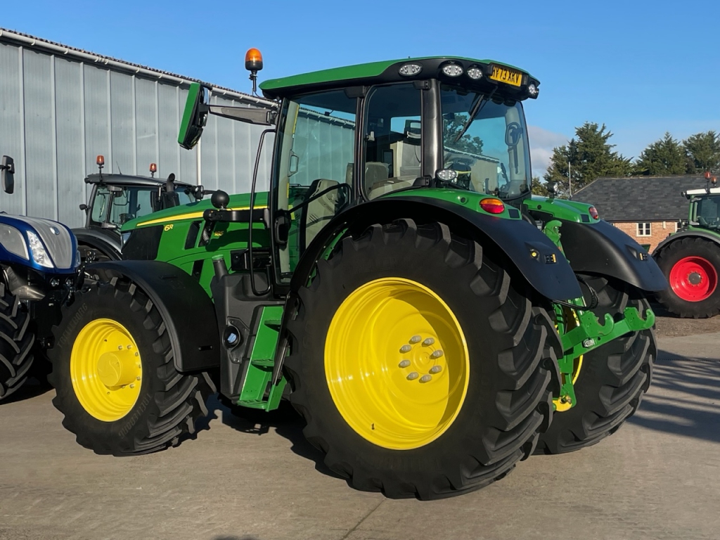 John Deere 6R 185