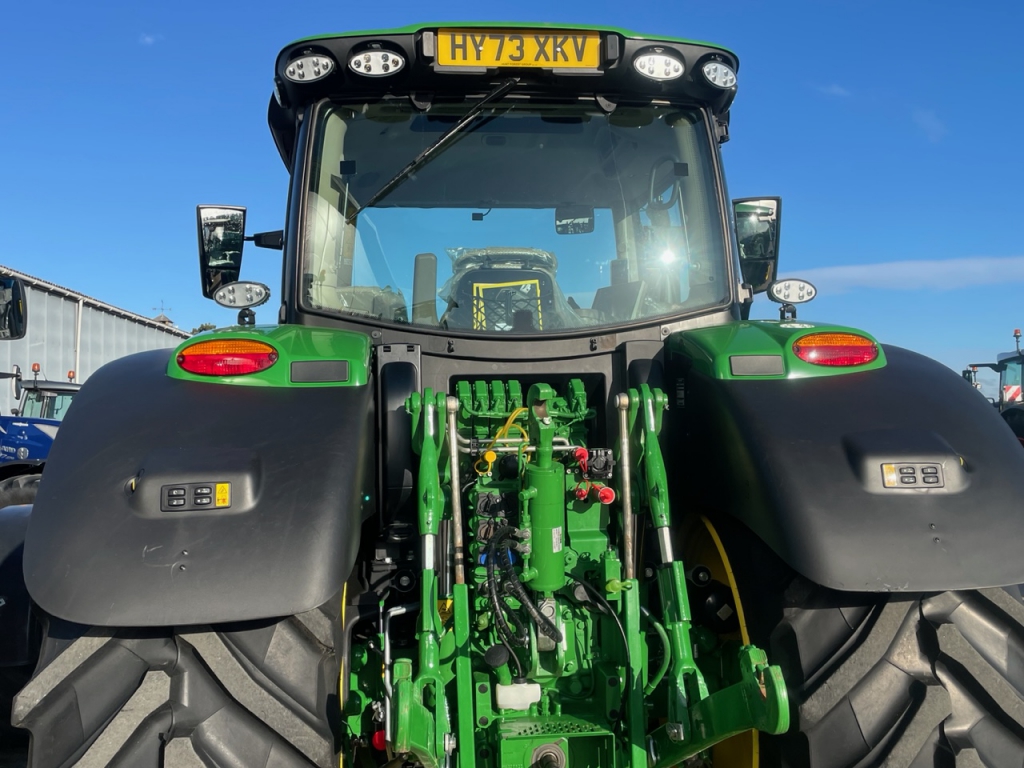 John Deere 6R 185