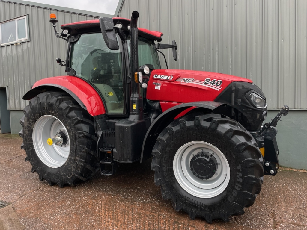 Case CVX 240