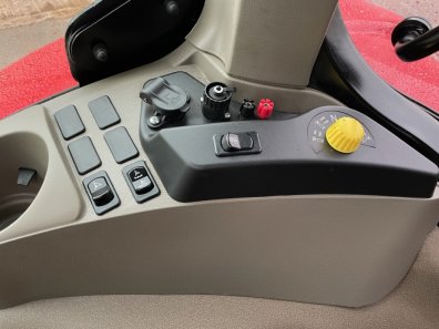 Case CVX 240