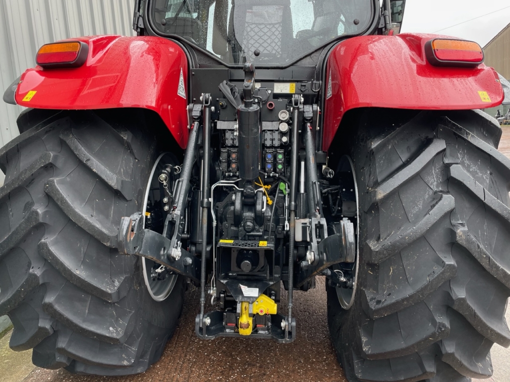 Case CVX 240