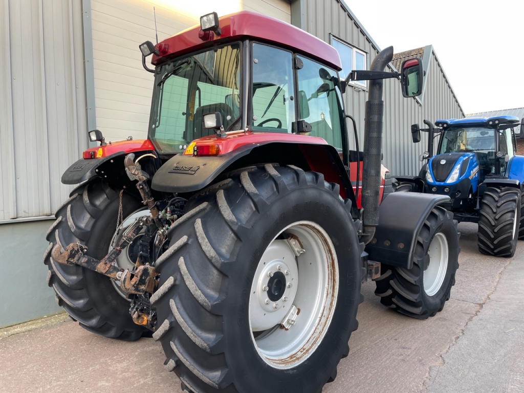 Case MX 135