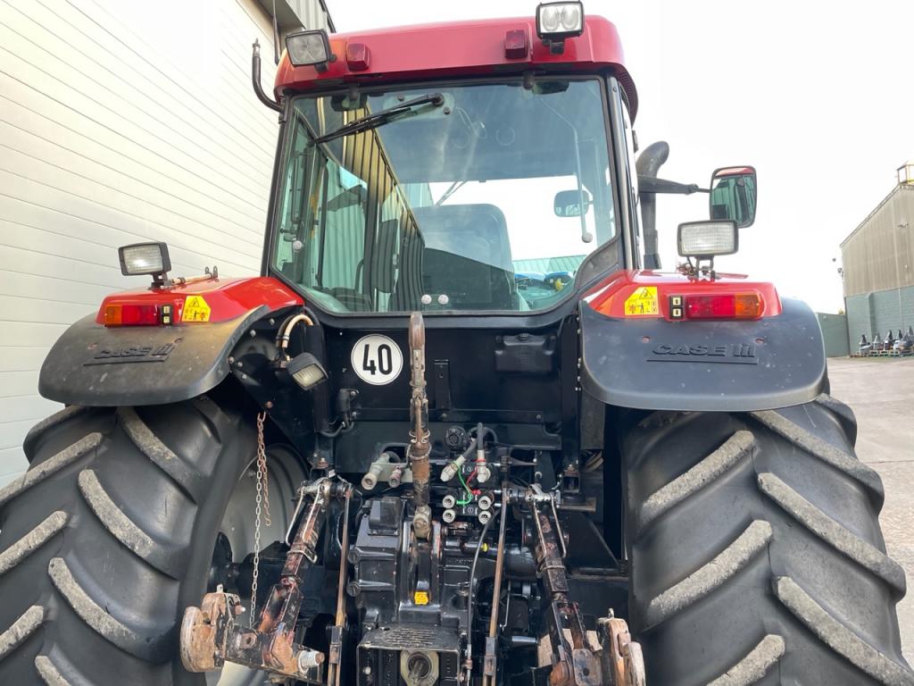 Case MX 135