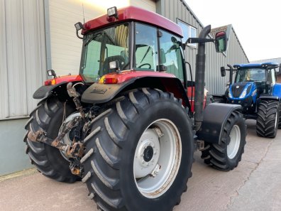 Case MX 135